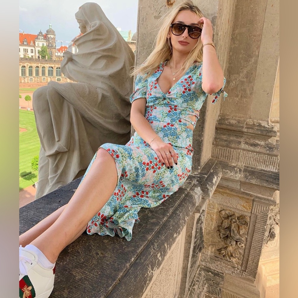 Intermix Nessa Silk Floral Hi-Lo Dress in Turquoise (Size 0)